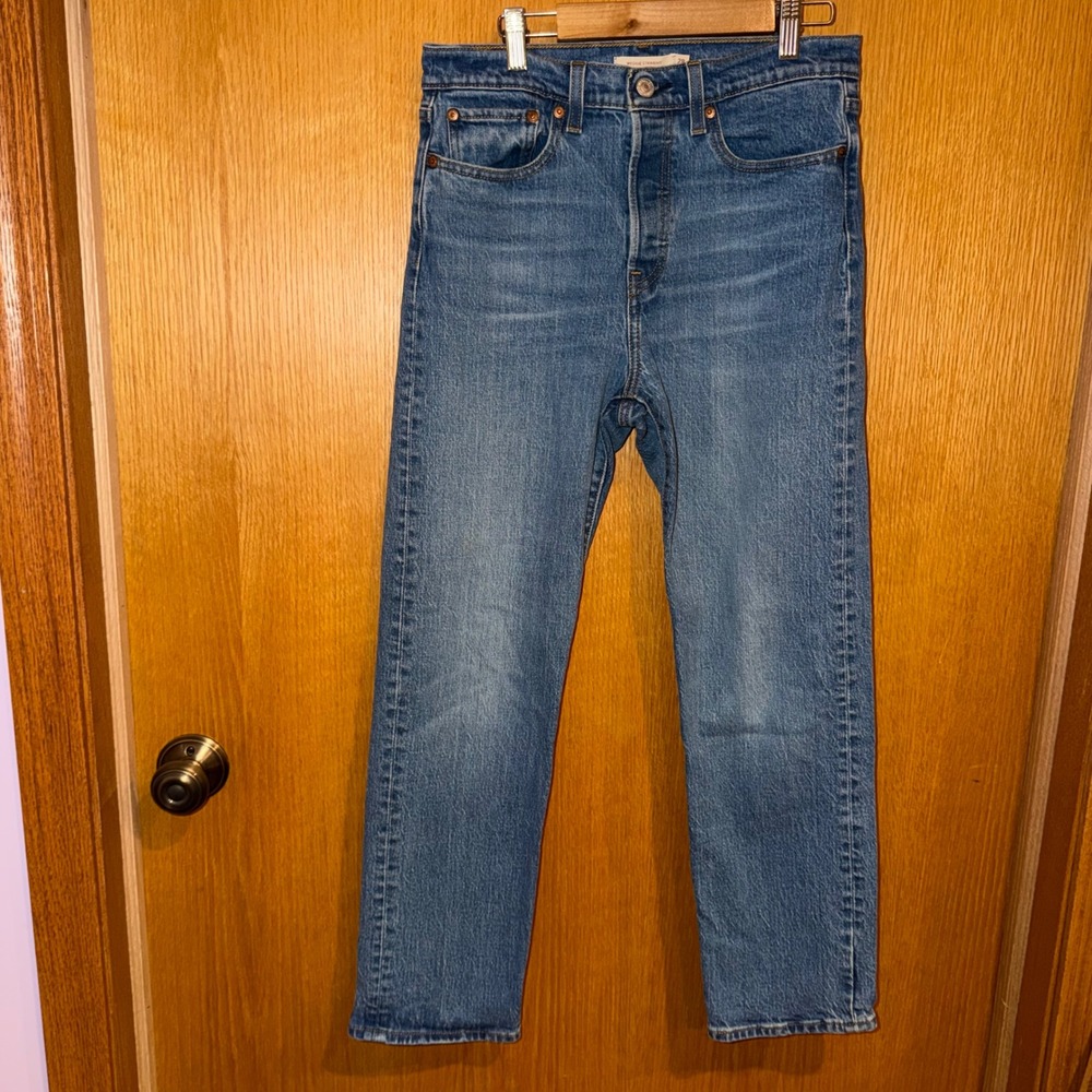 Levi's Wedgie Straight Jeans Women 28 Blue High Rise Button Fly Denim